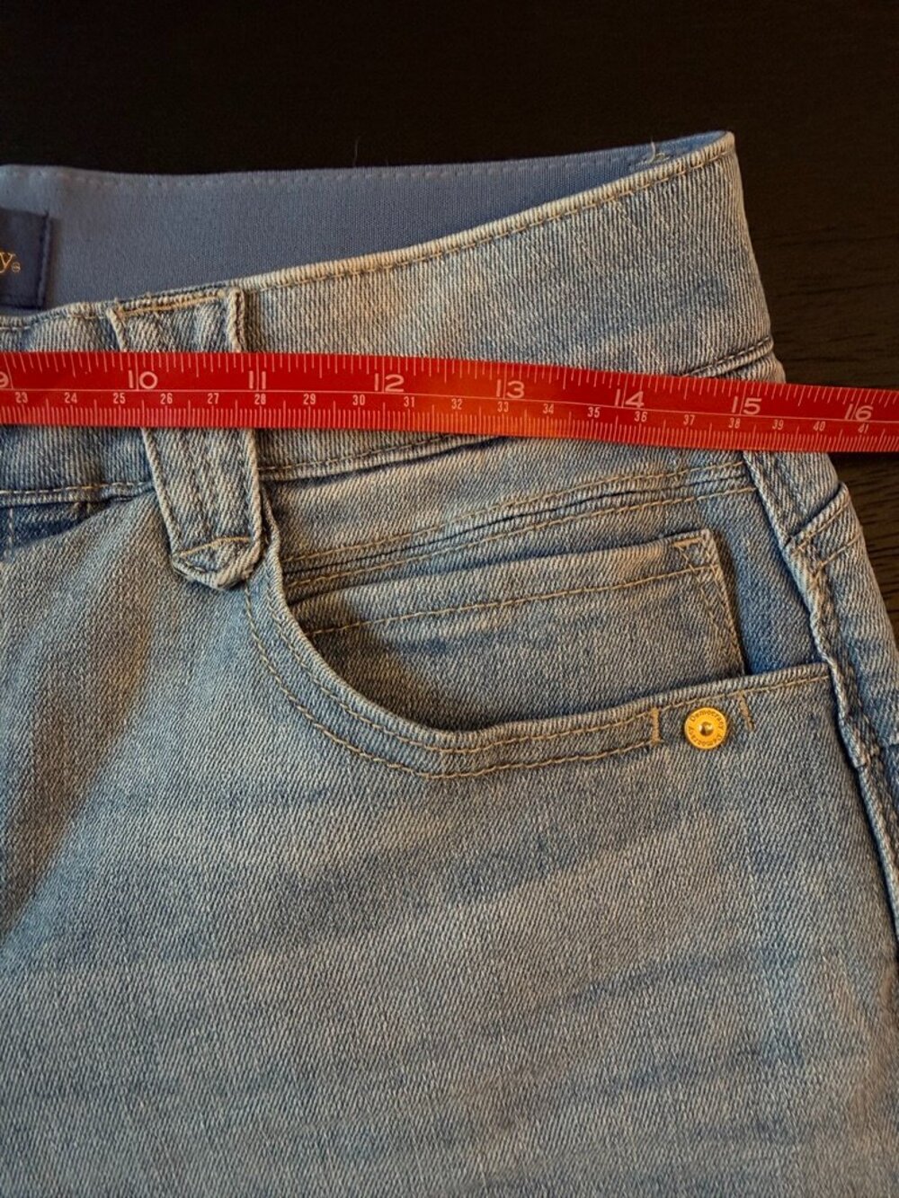 Democracy Absolution Mid Rise Rolled Cuff Denim Jean Shorts Light Wash 6 - Picture 3 of 6